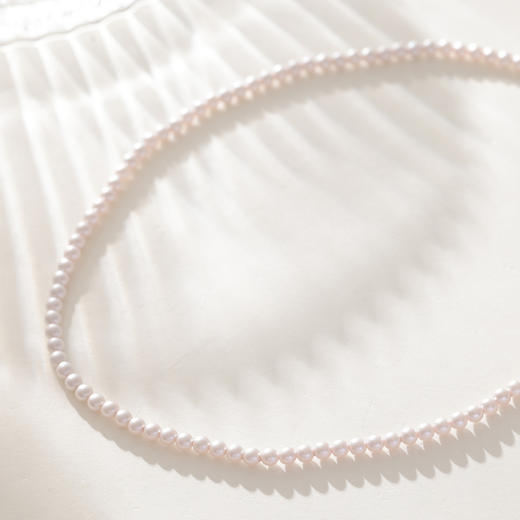 三彩2025新款简约轻奢粉韵合成珍珠项链首饰锁骨链个性气质小众 商品图4