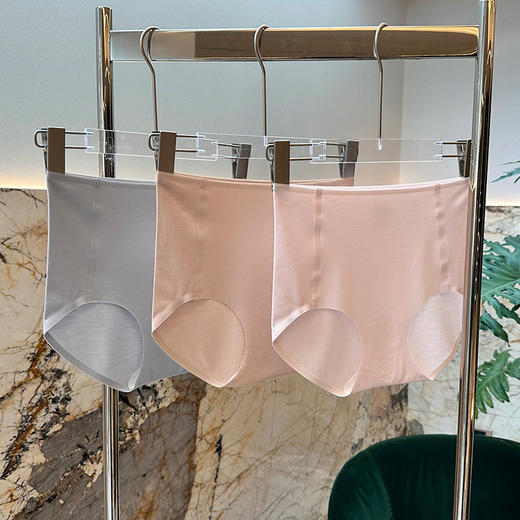 官网399！华家120支莫代尔无痕女士内裤 三条装轻薄透气中腰全包臀底裤三角裤 商品图4