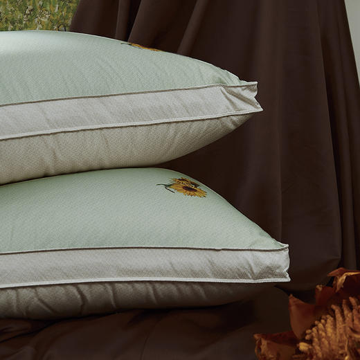 【爆】【6F】富安娜复古系列·印花鹅绒高枕\向日葵，牌牌价1680，双11活动价399元 商品图1