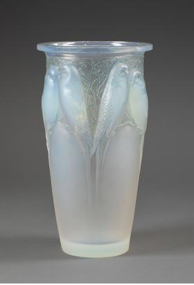 独角鹿西洋古董法国顶级水晶工坊莱俪LALIQUE设计出品「CEYLAN 鹦鹉」主题欧泊水晶花瓶