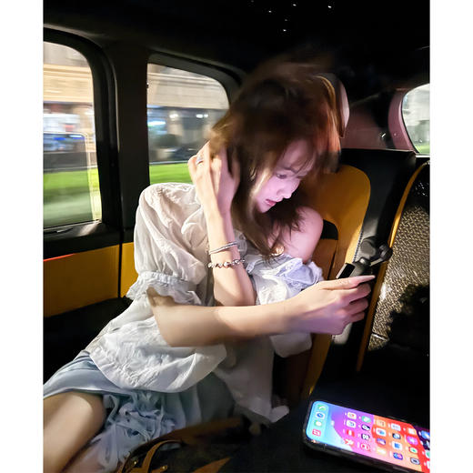 清仓捡漏 LINCHAOZHANG LQ250063 淡蓝色手工带半裙LC250111 淡蓝色一字肩衬衫 商品图2