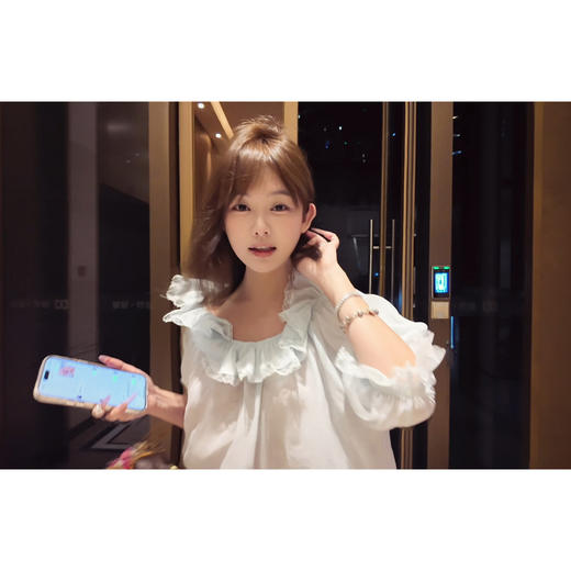 清仓捡漏 LINCHAOZHANG LQ250063 淡蓝色手工带半裙LC250111 淡蓝色一字肩衬衫 商品图1