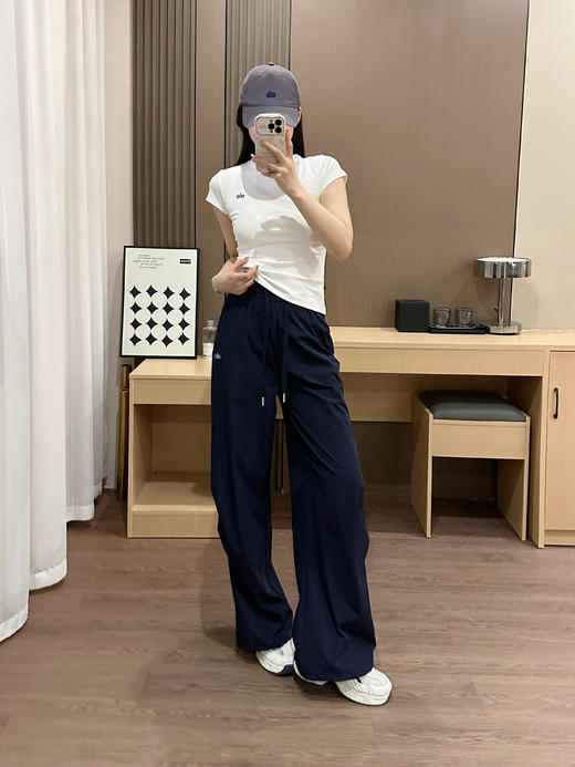 Alo抽绳两穿速干显瘦美式防晒伞兵裤 商品图6