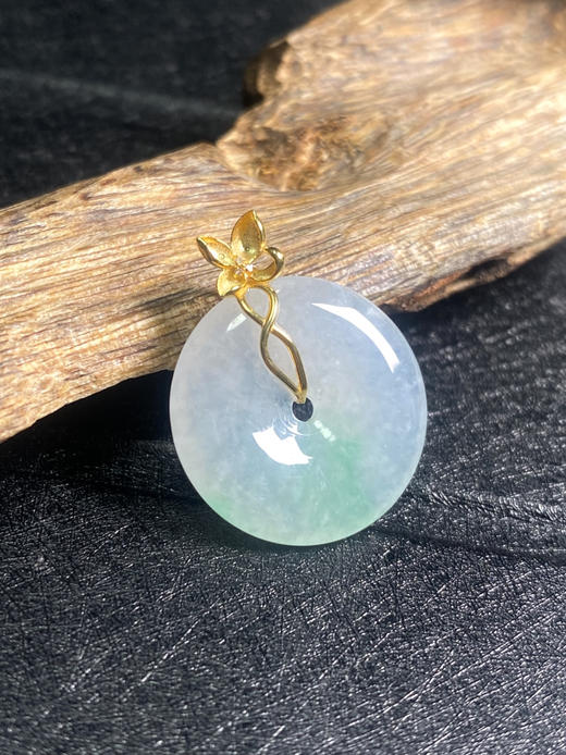 【FC0003】18K金镶嵌翡翠平安扣吊坠  飘花灵动 款式精美 商品图0