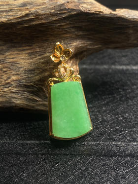 【FC0002】18K金镶嵌翡翠满绿无事牌吊坠