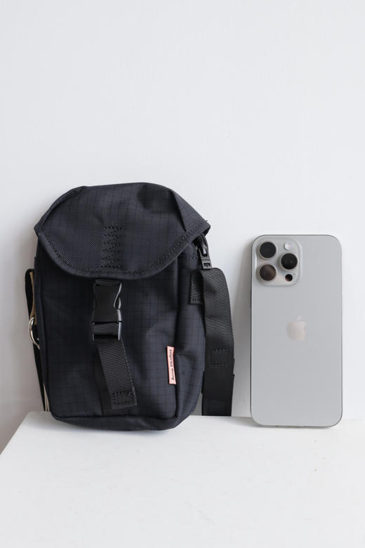 A.Stud1os男女同款 格纹迷你手机包可调节斜挎包 PJ847 商品图0