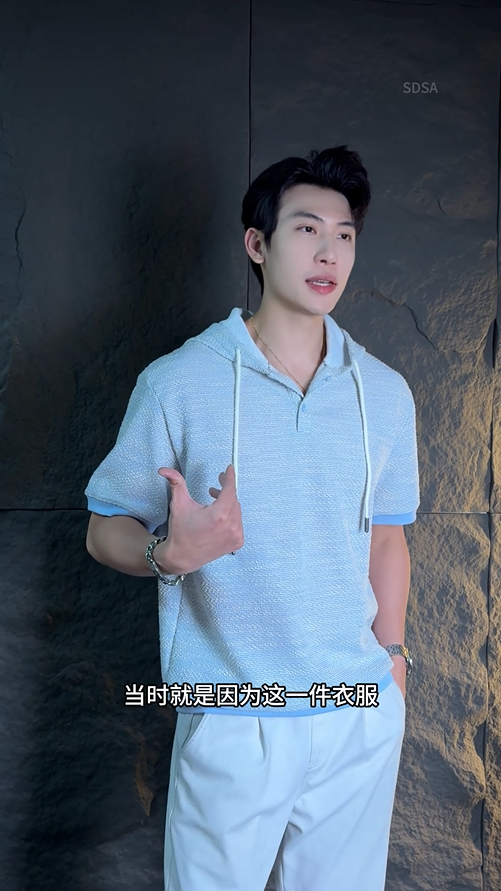 T4248SDSA夏季新款男士痞帅撞色半纽扣连帽短袖T恤简约百搭休闲上衣