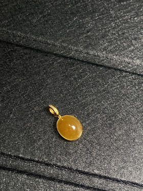 【FC0018】18K金镶嵌翡翠黄翡蛋面小提溜 色泽浓艳 完美