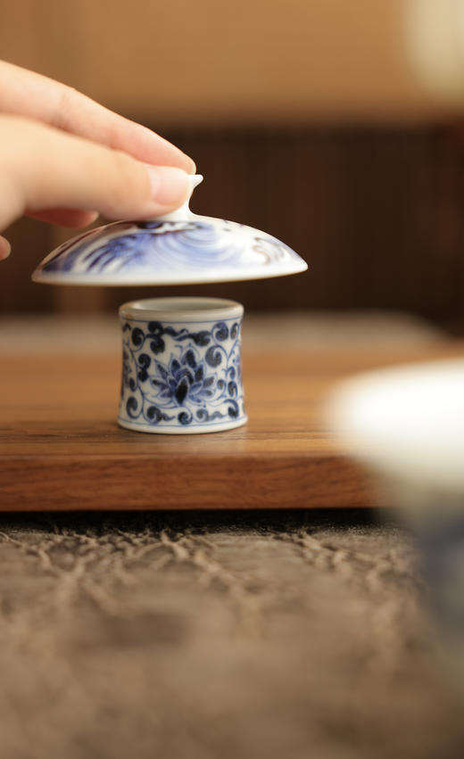 【元岚堂】元青花龙纹缠枝莲束腰盖置 商品图8