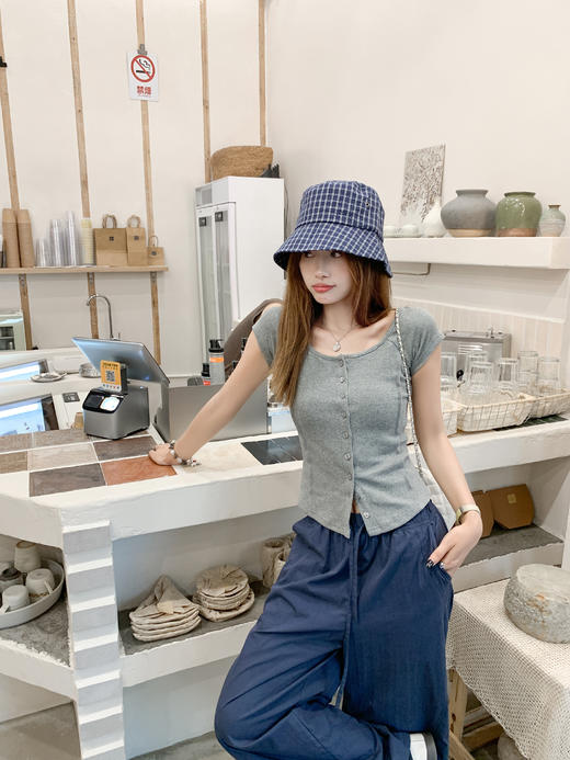 【110元任选2件】最后一波现货！ 灰色正肩短袖T 商品图10