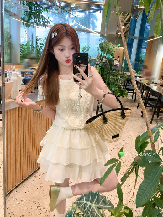 【折后再享2件88折】现货秒杀！微信打折价！蛋糕裙摆连衣裙 日常239.99/件 立减100 秒杀139.99/件！！ 商品图5