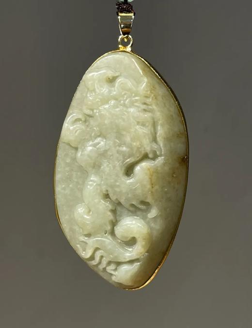 随形白玉雕龙纹镶金边吊坠，顺丰包邮 商品图0