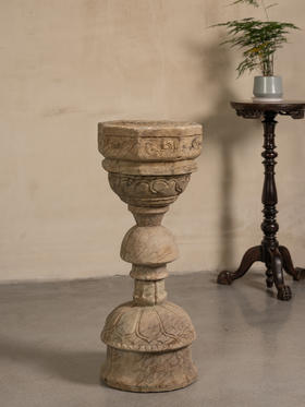 清	石雕云纹莲台花几