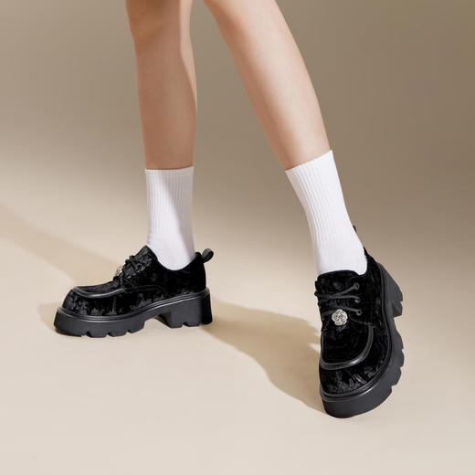 2楼千百度 24年秋季新品 牛津鞋 A24455302 商品图2