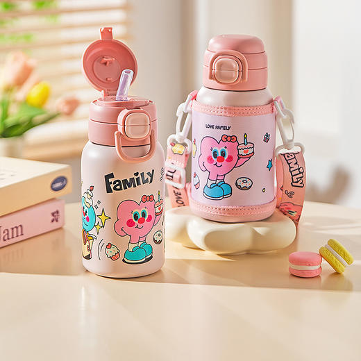 摩登主妇儿童保温杯保冷学生上学专用水杯外出携带杯子女生吸管杯 商品图0