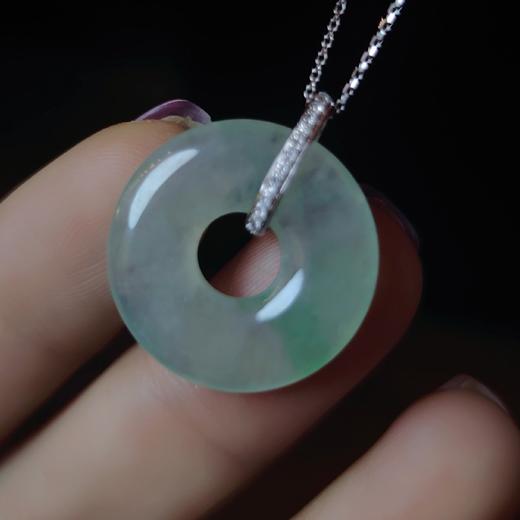 【明媚】18K金镶嵌翡翠平安扣 商品图4