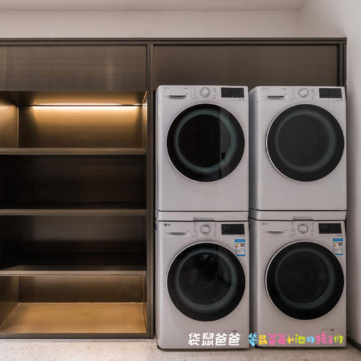 【袋鼠爸爸去哪儿丨际华冰雪酒店(西安咸阳国际机场店)】位于际华冰雪·西安冰雪中心里，融合冰雪景观特色酒店，百余间客房，设施一应俱全，有全自动自助洗衣房，不出酒店便可一站体验多元滑雪乐趣 商品图5