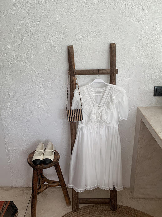 金蘑菇菇【白色海岸】长短款~轻盈荷叶领法式连衣裙 商品图4