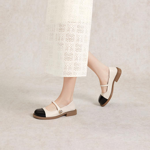 2楼千百度 24年春季新品 玛丽珍鞋 A24173574 商品图4