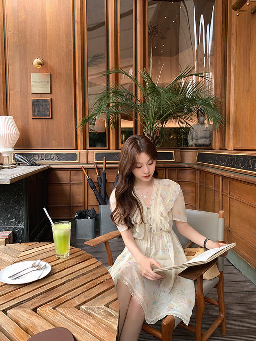 金蘑菇菇【白色海岸】长短款~轻盈荷叶领法式连衣裙 商品图3