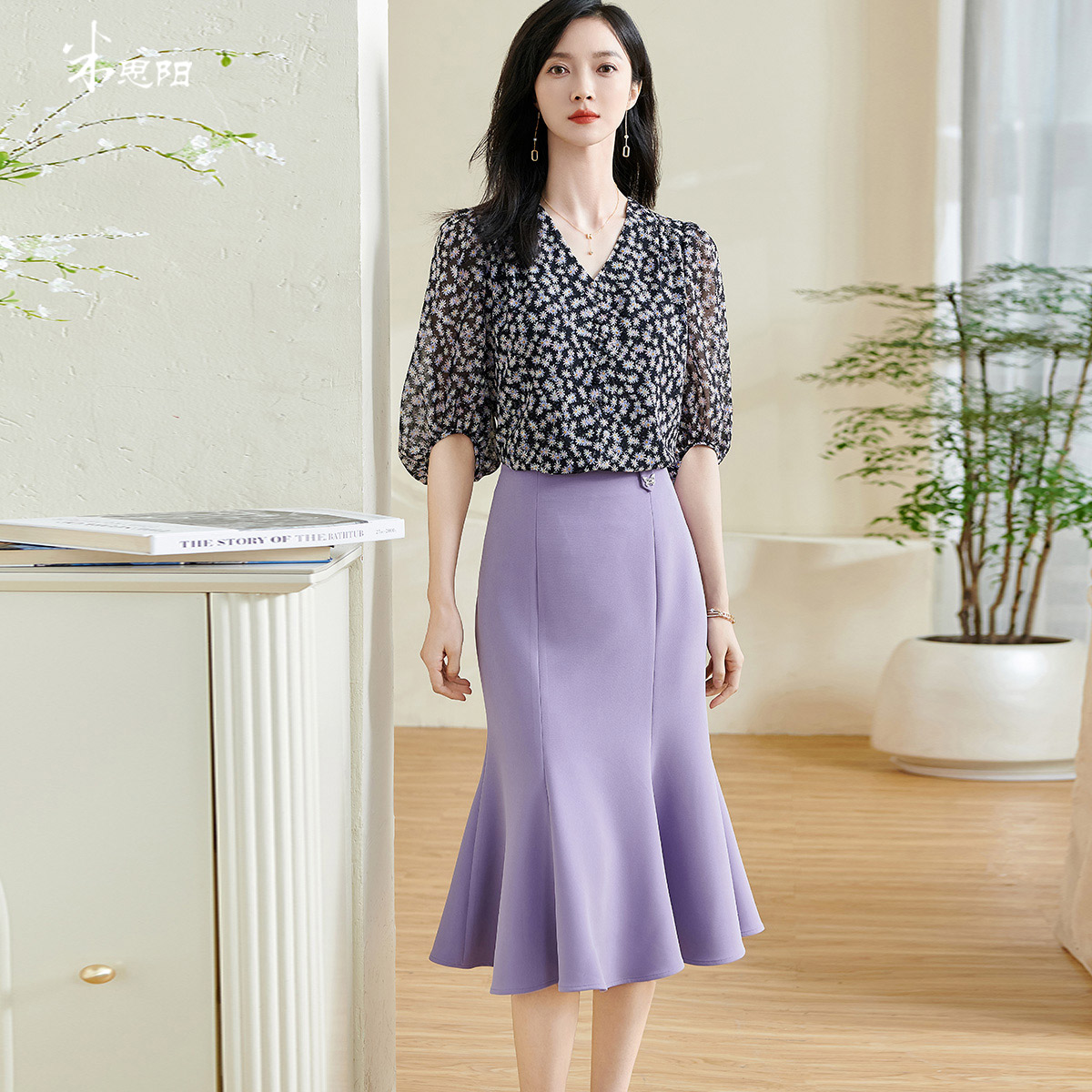 剩S/M/L/XL/XXL 优雅气质时尚套装高级感碎花包臀裙套装女1057