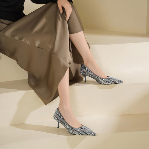 Westory2025年秋季鎏光珠片尖头中跟单鞋宴会鞋通勤浅口鞋W25CE76221 商品图7