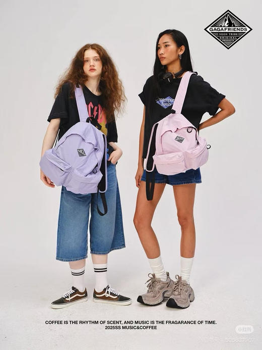 原单正品 GAGAFRIENDS2025春夏可露丽风甜点配色哲学 新品复古双肩背包
大小：25.5-32.5-12
四个色 商品图5