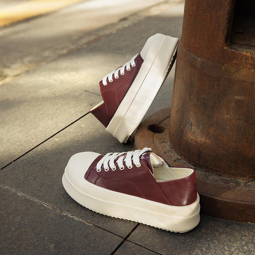 2楼千百度 25年春季新品 休闲板鞋 A25189271 商品图1