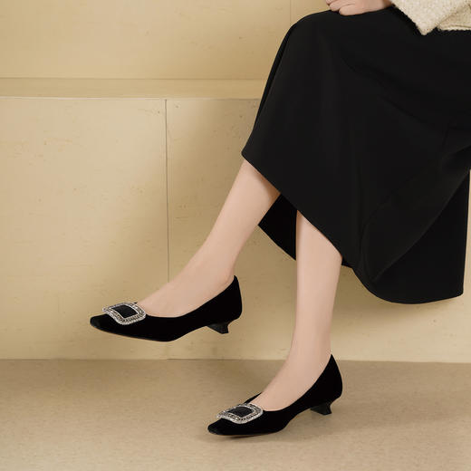 Westory2025年秋季丝绒低跟小方头方扣浅口单鞋S25CE76381 商品图5