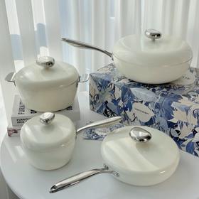 温仑山Velosan 鹅卵石系列不粘锅-炒锅/煎锅/奶锅/汤锅 导热快，轻油少烟，通体封闭储热，微压锅盖，充分锁住食物水分和营养物质；融合东方之色，集西方之形，尽显轻奢
