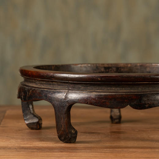 明	楠木束腰壸门马蹄足圆形器座 商品图2