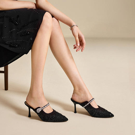 2楼千百度 25年夏季新品 包头拖 A25257786 商品图4