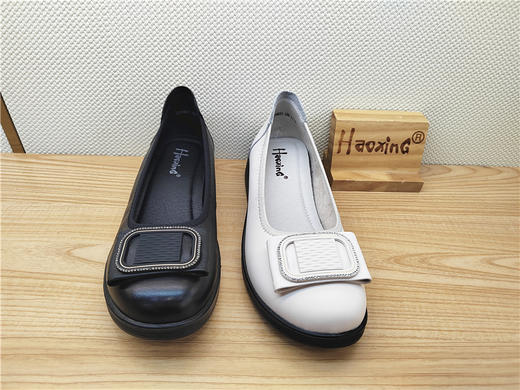 豪行春季新款23194531真皮牛皮浅口休闲低跟女鞋 商品图0