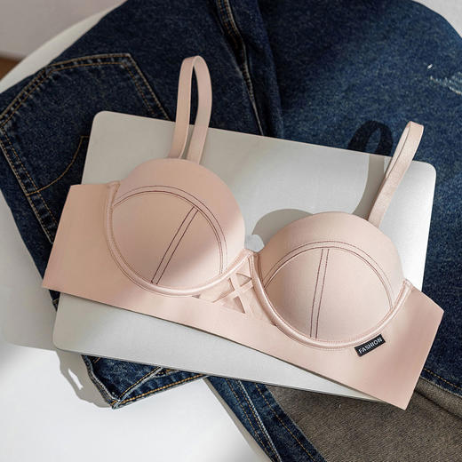 【小胸福音💖秒变自信女神】镂空设计舒适亲肤软支撑内衣  可拆卸肩带聚拢中厚半杯内衣 设计款文胸 商品图6