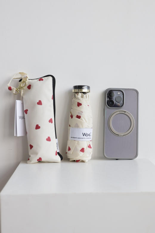 爱心款 航空铝！W.P.C 6骨精致小巧晴雨两用五折伞 PJ018 商品图3