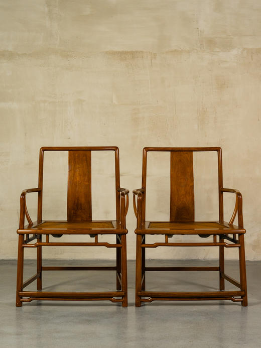 清	黄花梨扇面形南官帽椅（一对） 商品图1