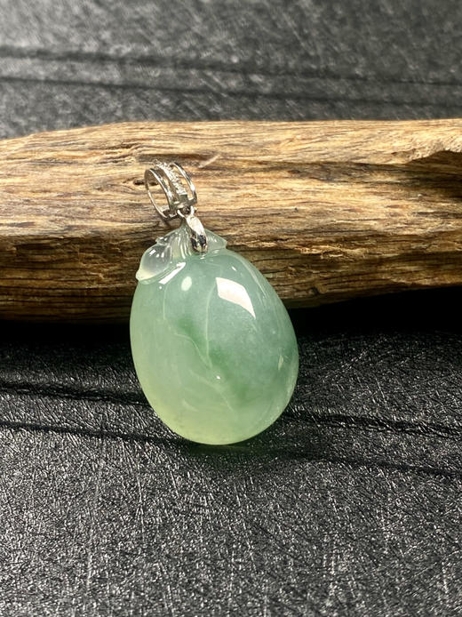 【FC0034】18K金镶嵌翡翠小福瓜吊坠  饱满冰润 商品图3