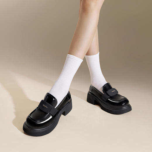 2楼千百度 24年秋季新品 乐福鞋 A24451579 商品图2