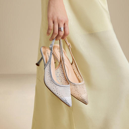 2楼千百度 25年夏季新品 时装凉鞋 A25210736 商品图2