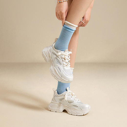 2楼千百度 25年夏季新品 时尚休闲鞋 A25301603 商品图2