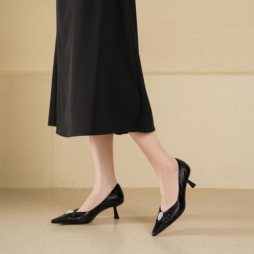Westory2025年秋季尖头高跟捏褶设计V口通勤百搭浅口单鞋S25CE76371 商品图5