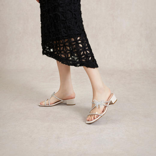 2楼千百度 24年夏季新品 其他拖鞋 A24332150 商品图2