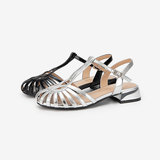 2楼千百度 24年夏季新品 时装凉鞋 A24350163 商品图1