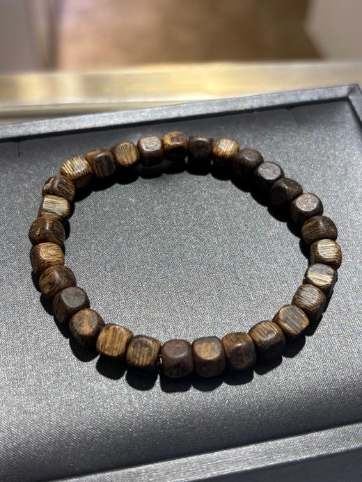 【沉香溯源】棋楠5mm方珠手串 BCQN367 （特殊商品请在收货之后48小时内申请退换货，过期不予处理！！！） 商品图6