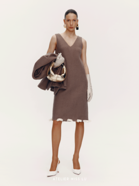 【尼罗河花园】书页蝴蝶结拼接绵羊毛长款无袖连衣裙