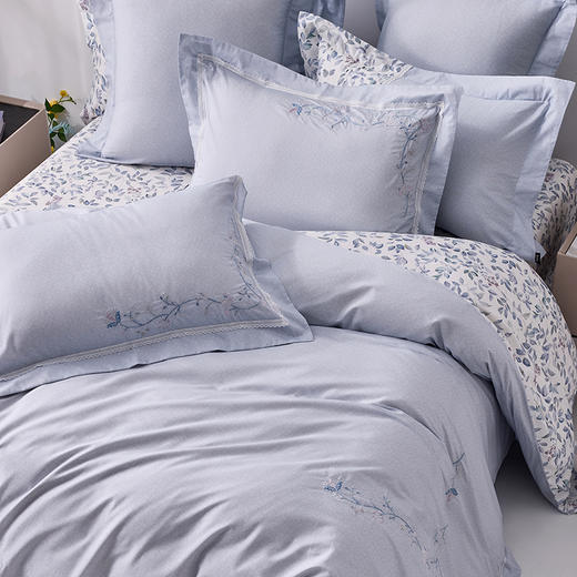 多喜爱 全棉斜纹四件套 花枝嫚嫚 【芬纳诺抗菌】【精致刺绣】【精致花边】【精美礼盒】耐洗耐用 不易起球 商品图4