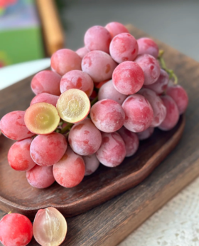 🍇葡萄界的爱马仕【下单后一周内发货】妮娜皇后葡萄，新鲜水果红无籽红宝石当季现摘，葡萄女王无籽提子现摘现发【河南发货】京东生鲜