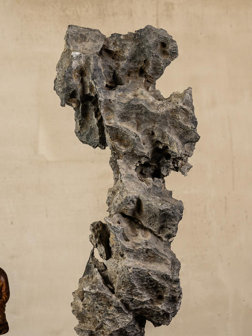 清	灵璧石文房赏石（红木座） 商品图3