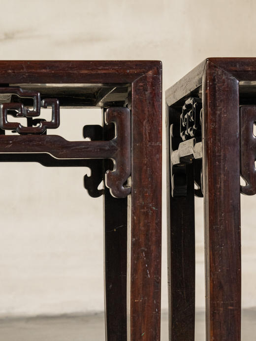 清	红木如意纹卡子花四面平方凳（一对） 商品图3