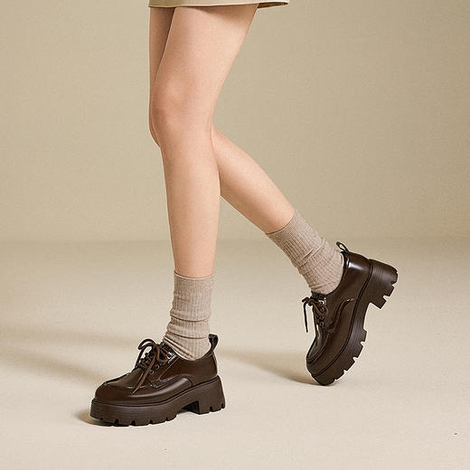 2楼千百度 25年秋季新品 牛津鞋 A25463002 商品图3